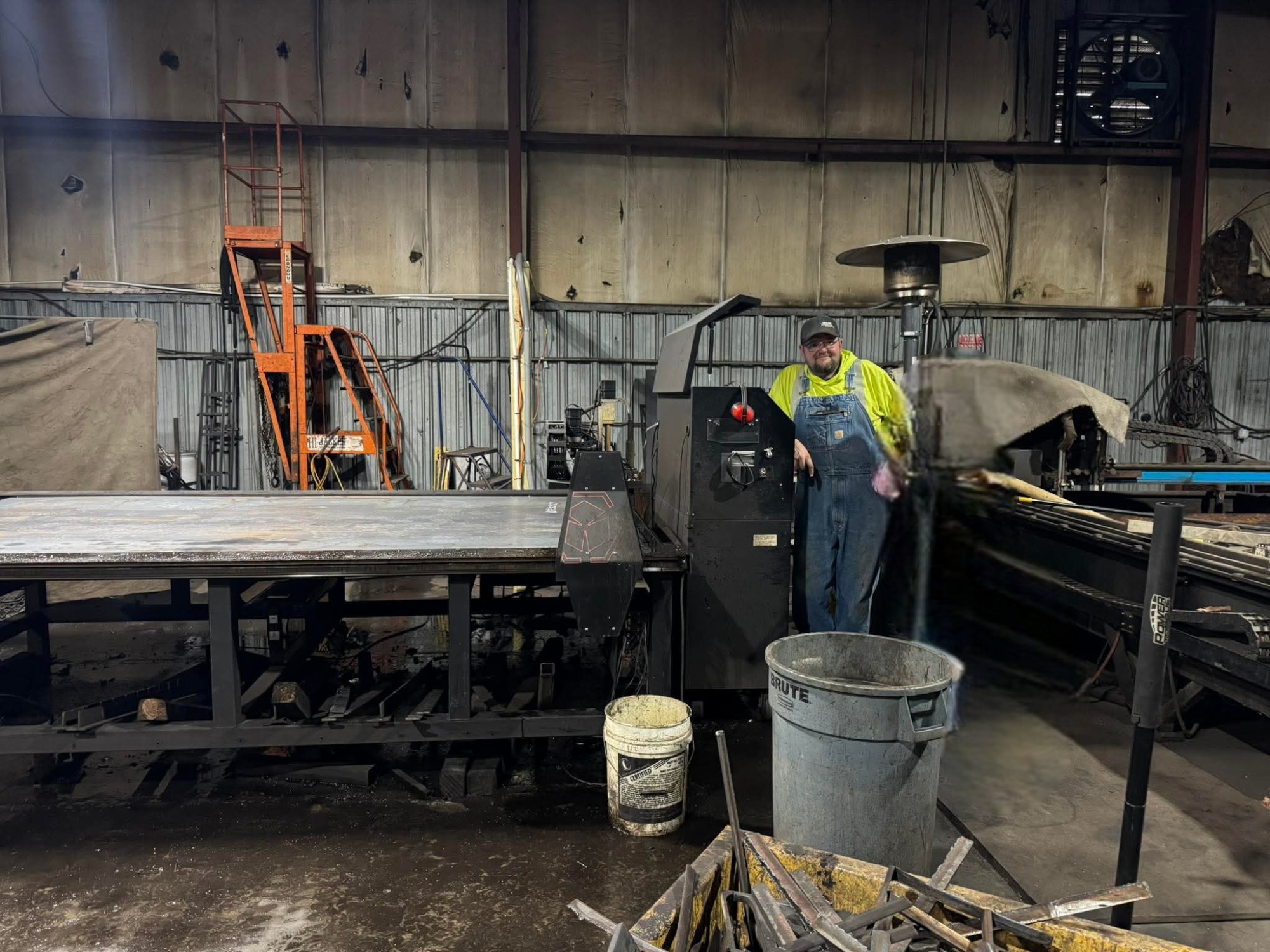 Read more about the article Introducing our Plasma Table – “Sparky”